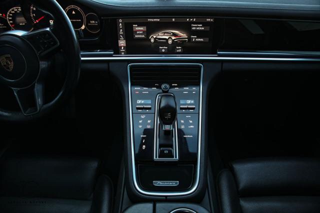 2018 Porsche Panamera 4