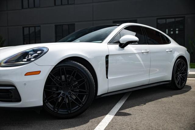 2018 Porsche Panamera 4