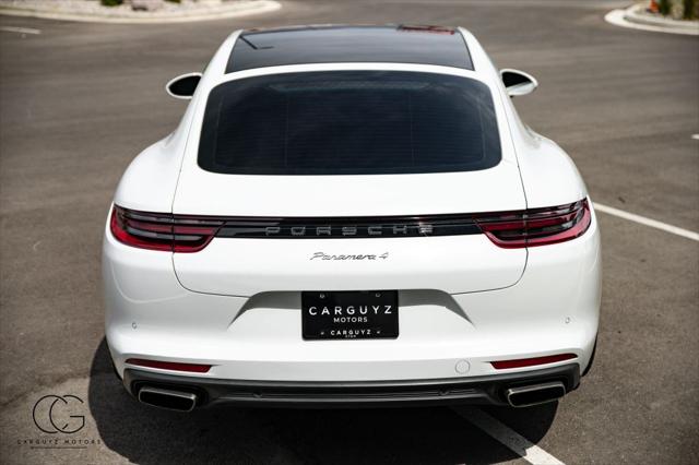 2018 Porsche Panamera 4