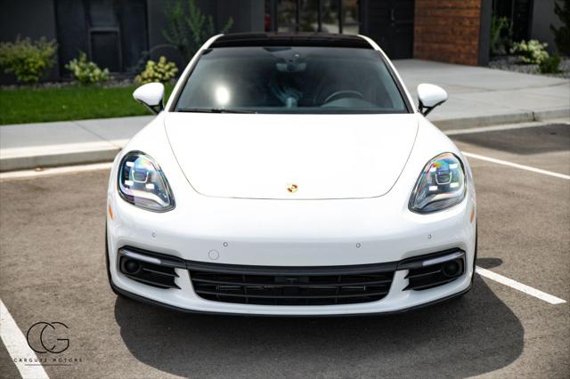 2018 Porsche Panamera 4