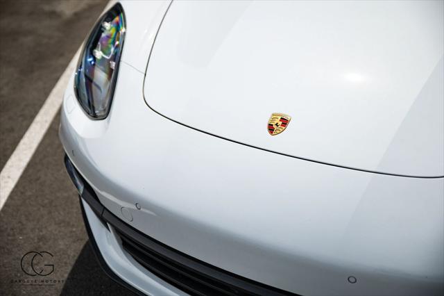 2018 Porsche Panamera 4
