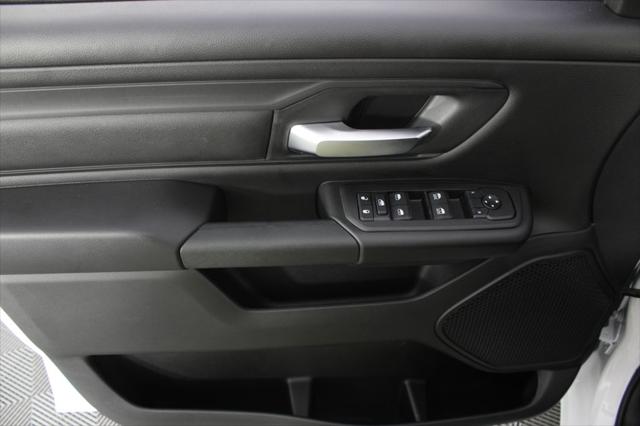 2026 Ram 1500 Tradesman Quad Cab 4x4 64 Box