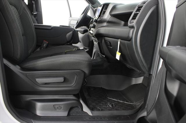 2026 Ram 1500 Tradesman Quad Cab 4x4 64 Box