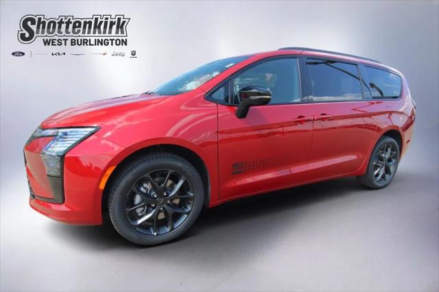2027 Chrysler Pacifica PACIFICA SELECT AWD