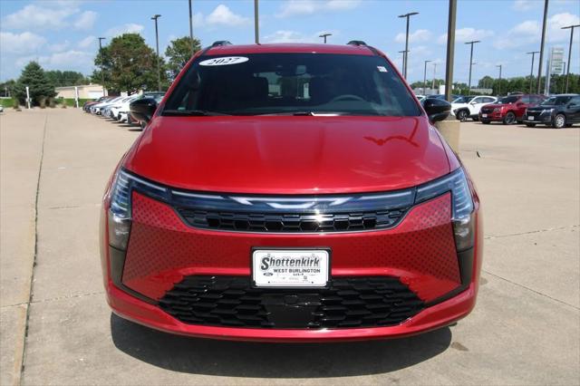 2027 Chrysler Pacifica PACIFICA SELECT AWD