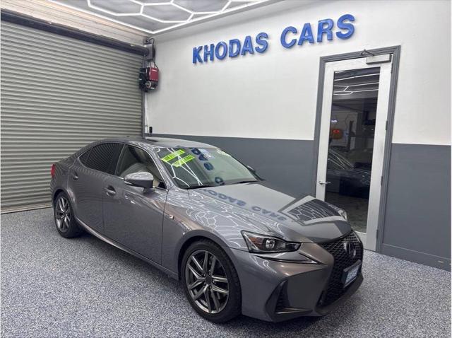 2017 Lexus IS 200t Base 4dr Sedan