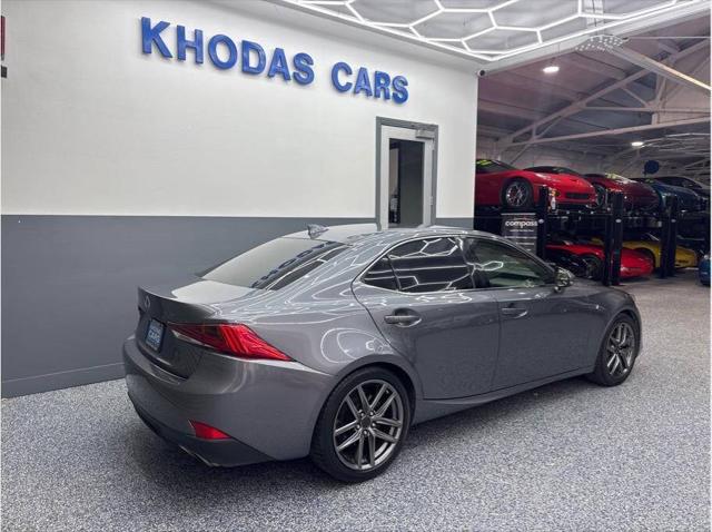 2017 Lexus IS 200t Base 4dr Sedan