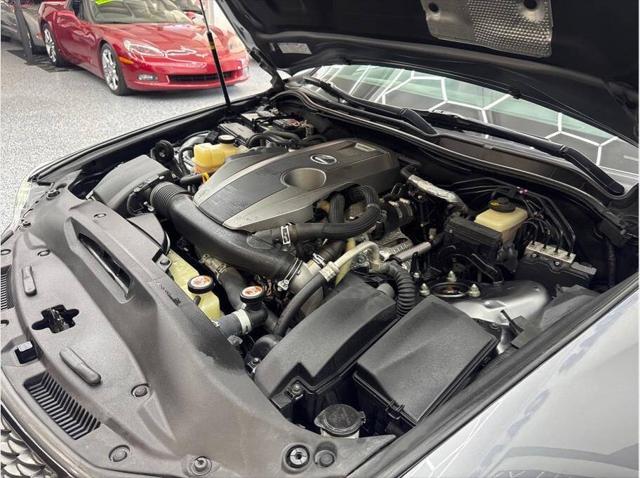 2017 Lexus IS 200t Base 4dr Sedan