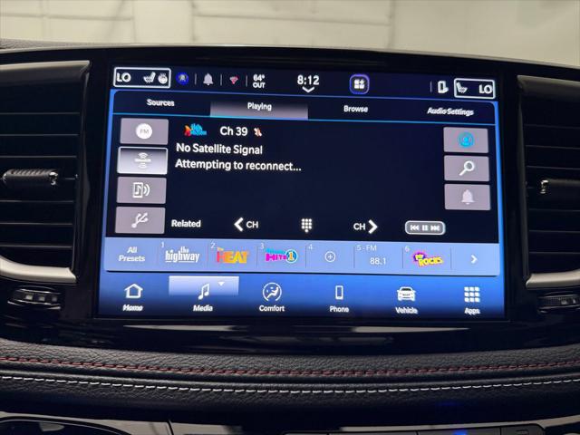 2027 Chrysler Pacifica Select