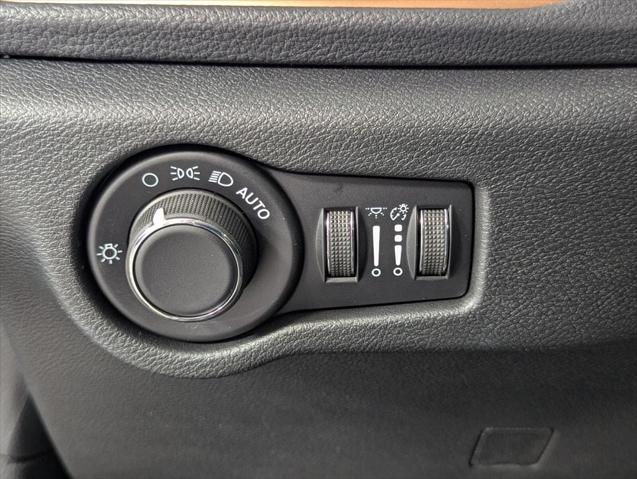 2027 Chrysler Pacifica Pinnacle