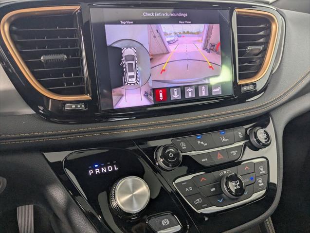 2027 Chrysler Pacifica Pinnacle