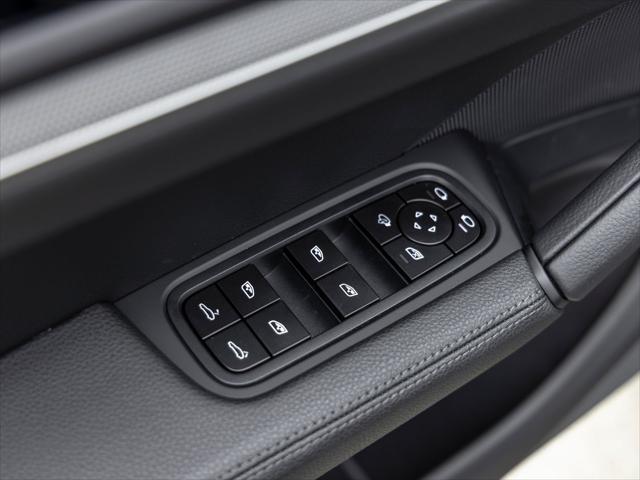 2026 Porsche Cayenne Unknown