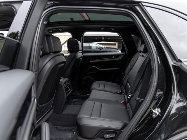 2026 Porsche Cayenne Unknown