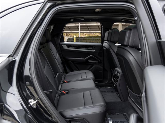 2026 Porsche Cayenne Unknown