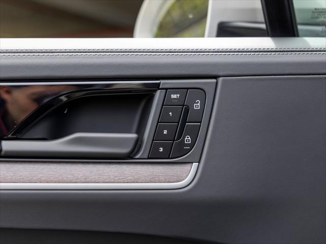 2026 Porsche Cayenne Unknown