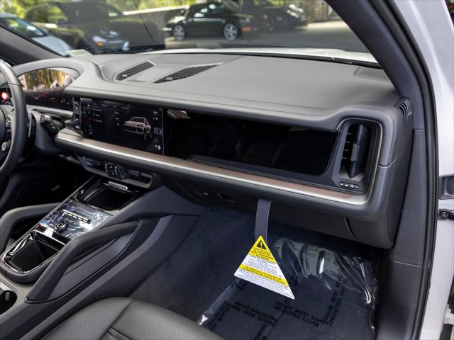 2026 Porsche Cayenne Unknown
