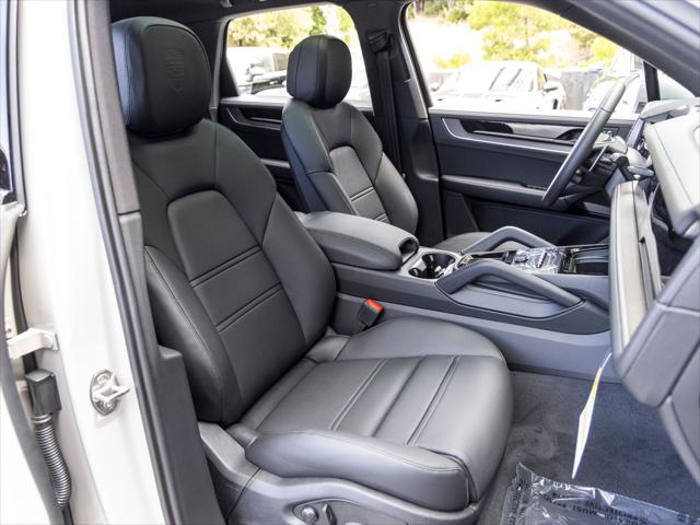 2026 Porsche Cayenne Unknown