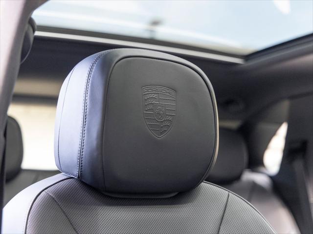 2026 Porsche Cayenne Unknown