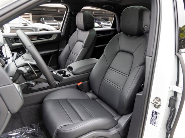 2026 Porsche Cayenne Unknown
