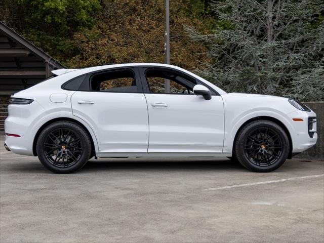 2026 Porsche Cayenne Unknown
