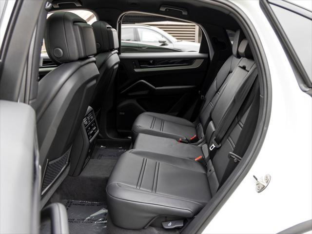 2026 Porsche Cayenne Unknown