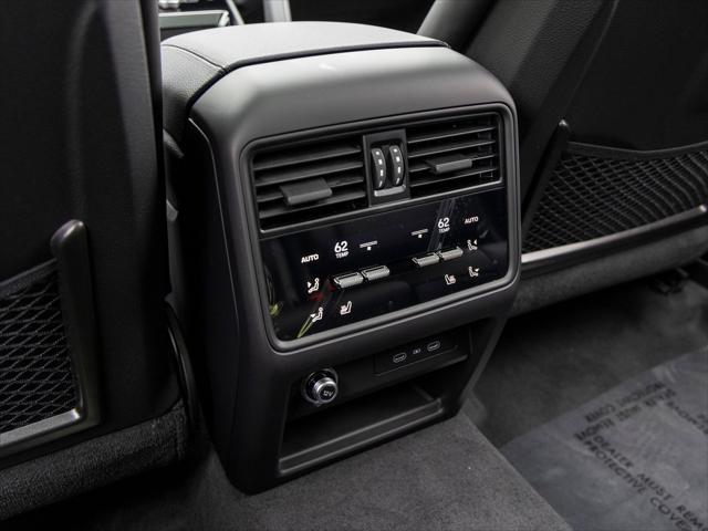 2026 Porsche Cayenne Unknown