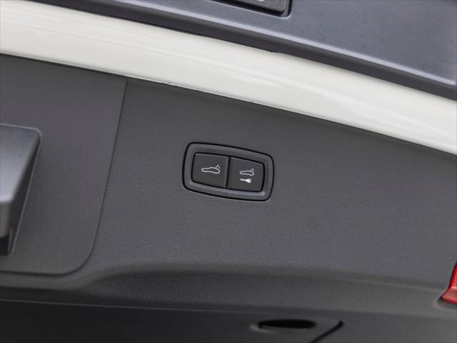 2026 Porsche Cayenne Unknown