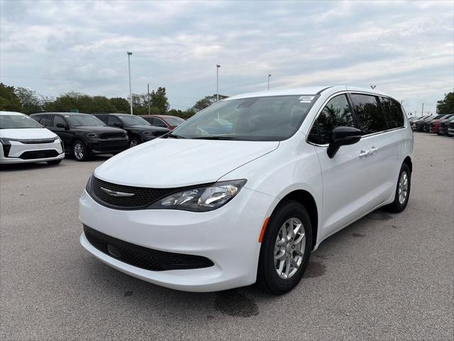 2027 Chrysler Pacifica PACIFICA LX 2027 Chrysler Pacifica PACIFICA LX