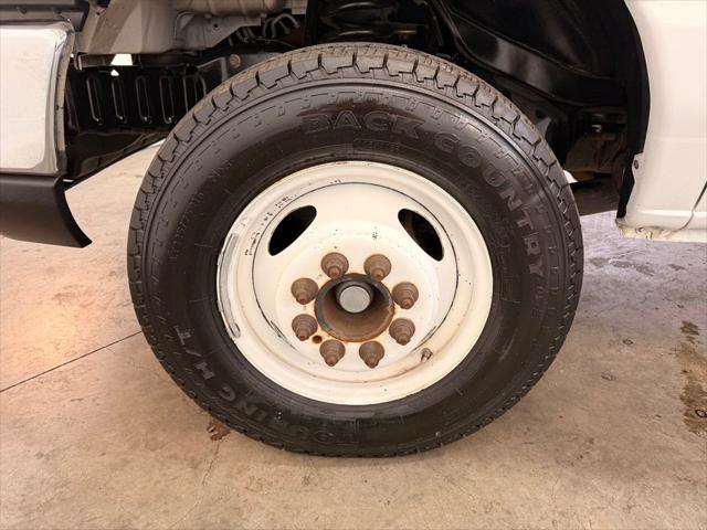 2016 Ford E-450 Cutaway Base