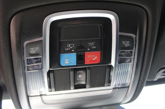 2026 Ram 1500 Laramie Crew Cab 4x4 57 Box
