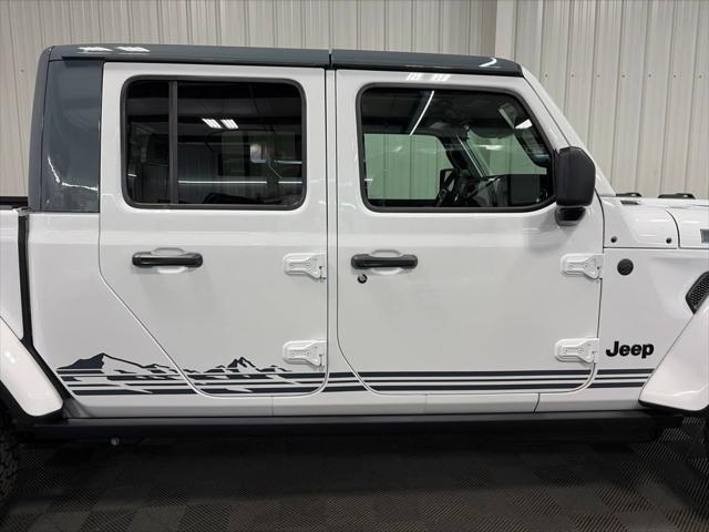2026 Jeep Gladiator GLADIATOR RUBICON 4X4