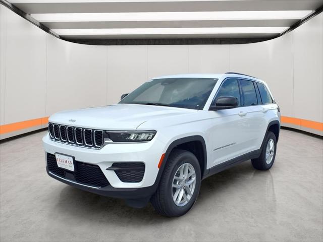 2026 Jeep Grand Cherokee GRAND CHEROKEE LAREDO 4X2