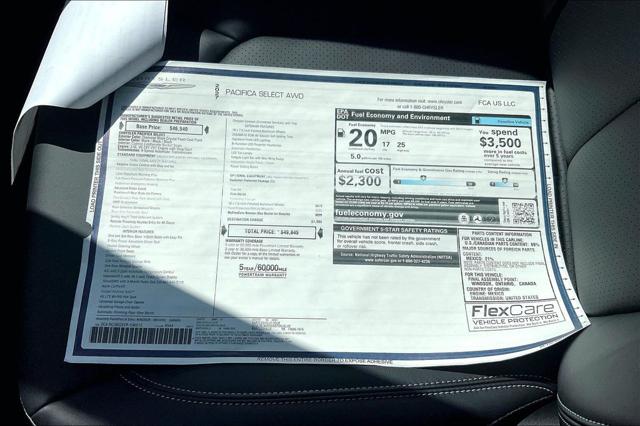 2027 Chrysler Pacifica Select