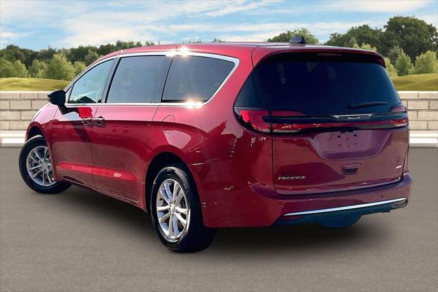 2027 Chrysler Pacifica Select AWD