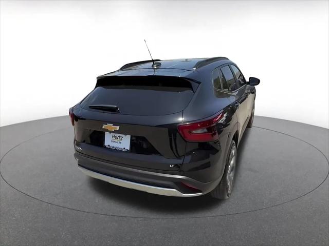 2025 Chevrolet Trax FWD LT