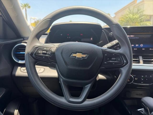 2025 Chevrolet Trax FWD LT