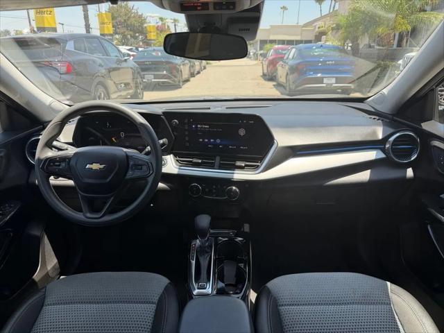 2025 Chevrolet Trax FWD LT