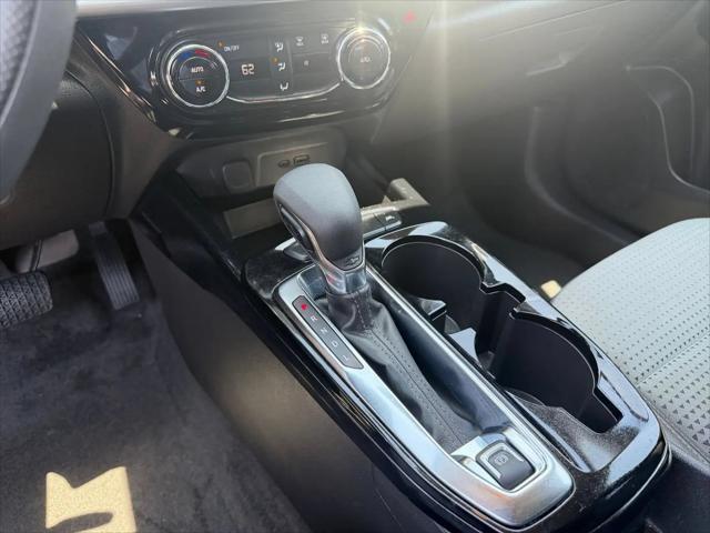 2025 Chevrolet Trax FWD LT