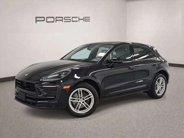 2023 Porsche Macan T for sale in North MIami, FL