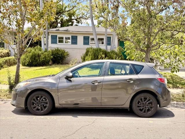2013 Mazda Mazda3 i Touring