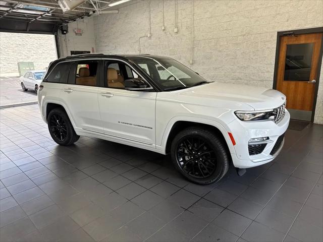 2022 Jeep Grand Cherokee Summit 4x4 for sale in Springfield, MO
