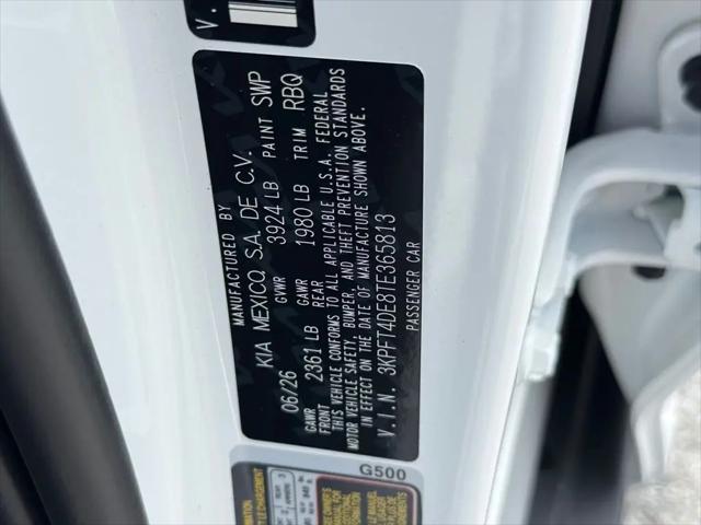 2026 Kia K4 LXS