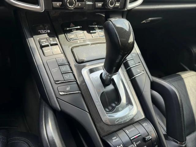 2016 Porsche Cayenne GTS
