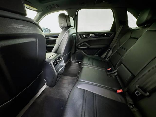 2023 Porsche Cayenne Cayenne