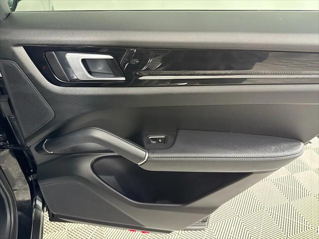 2023 Porsche Cayenne Cayenne