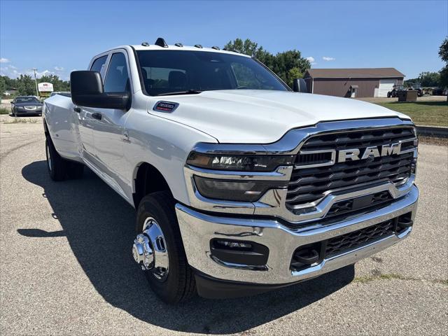 2026 Ram 3500 Tradesman Crew Cab 4x4 8 Box for sale in Wayland, MI