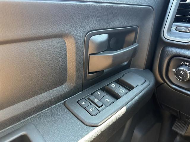 2026 Ram 3500 Tradesman Crew Cab 4x4 8 Box