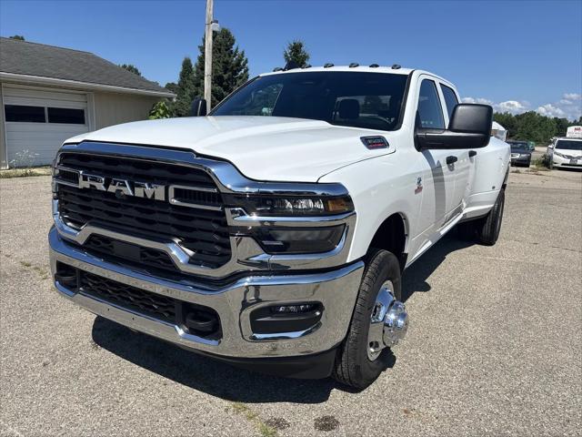 2026 Ram 3500 Tradesman Crew Cab 4x4 8 Box