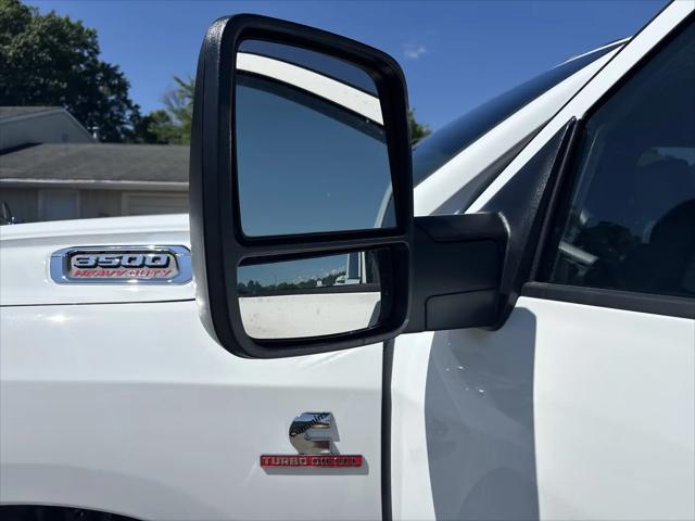 2026 Ram 3500 Tradesman Crew Cab 4x4 8 Box