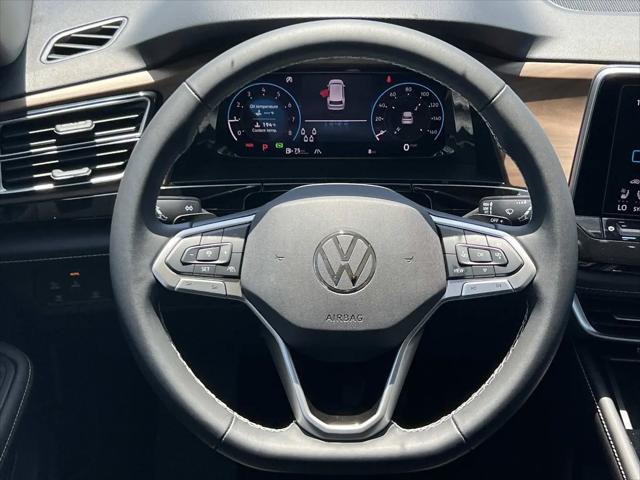 2026 Volkswagen Atlas SE with Technology